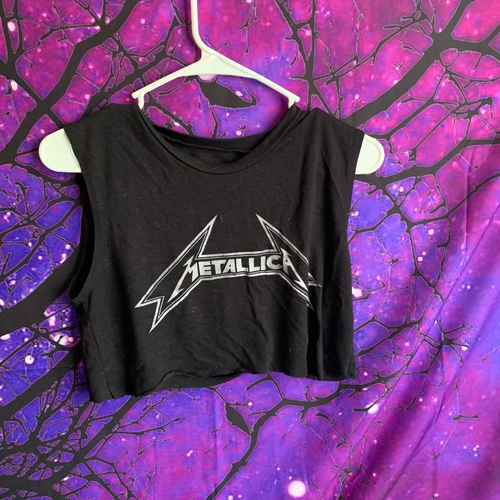 Metallica cropped tank